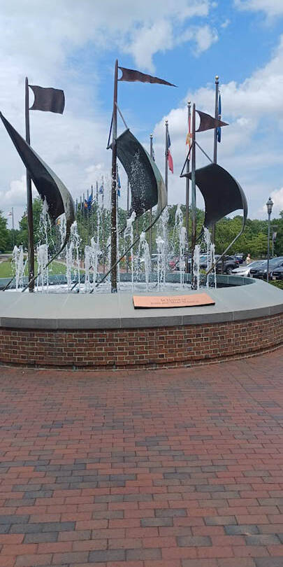 Statue outside Yorktown Museum
